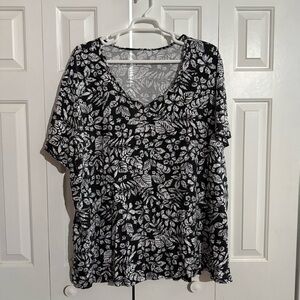 Catherines Black and White Floral Short Sleeve Top